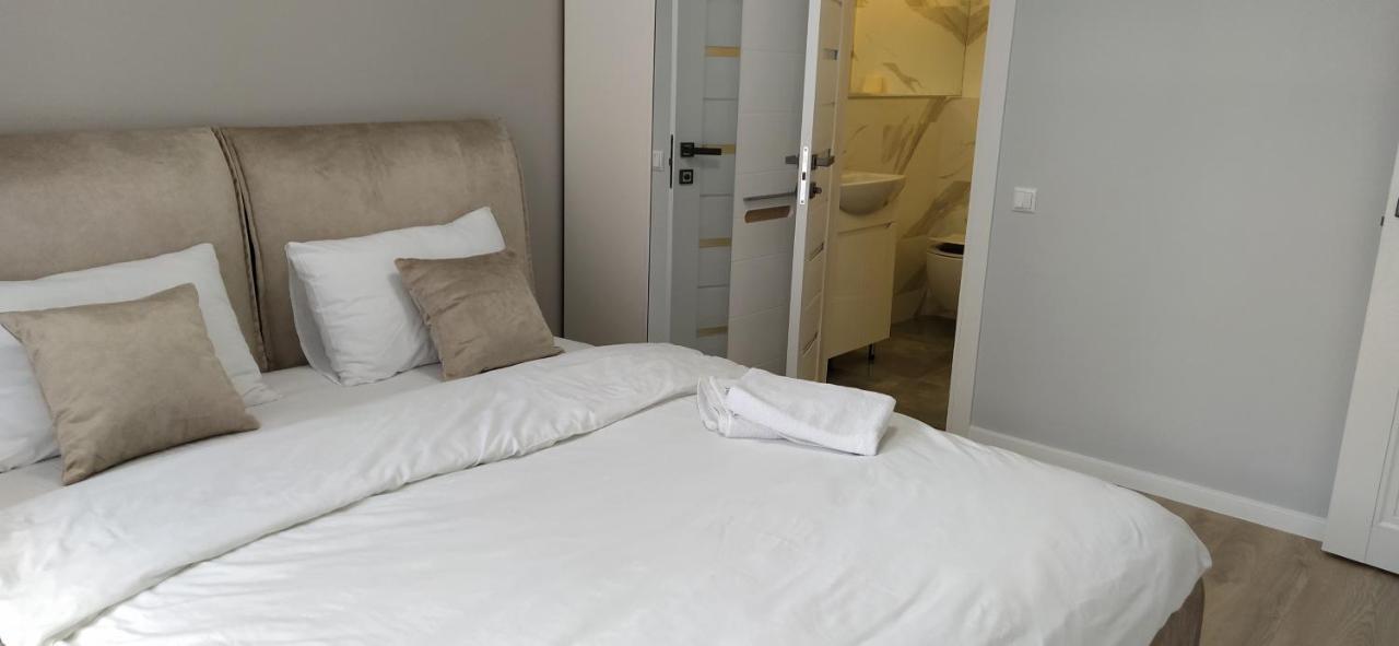 Vip Apartments On Avalon 리비프 외부 사진
