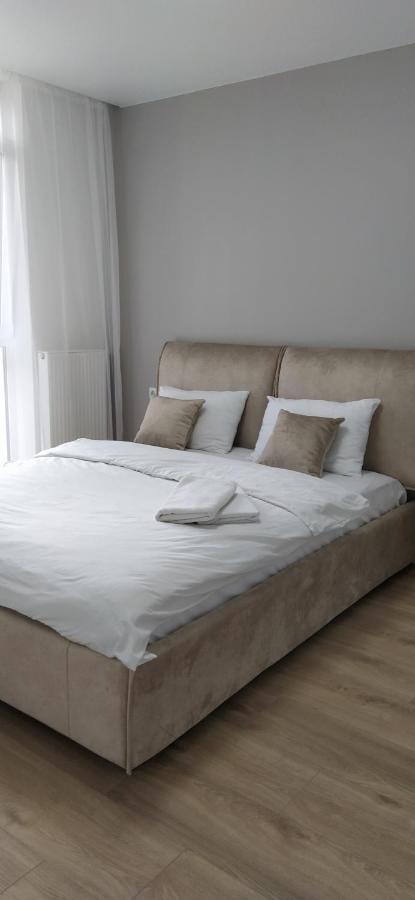 Vip Apartments On Avalon 리비프 외부 사진