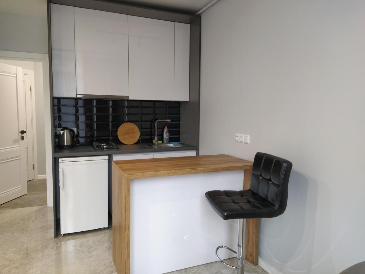 Vip Apartments On Avalon 리비프 외부 사진